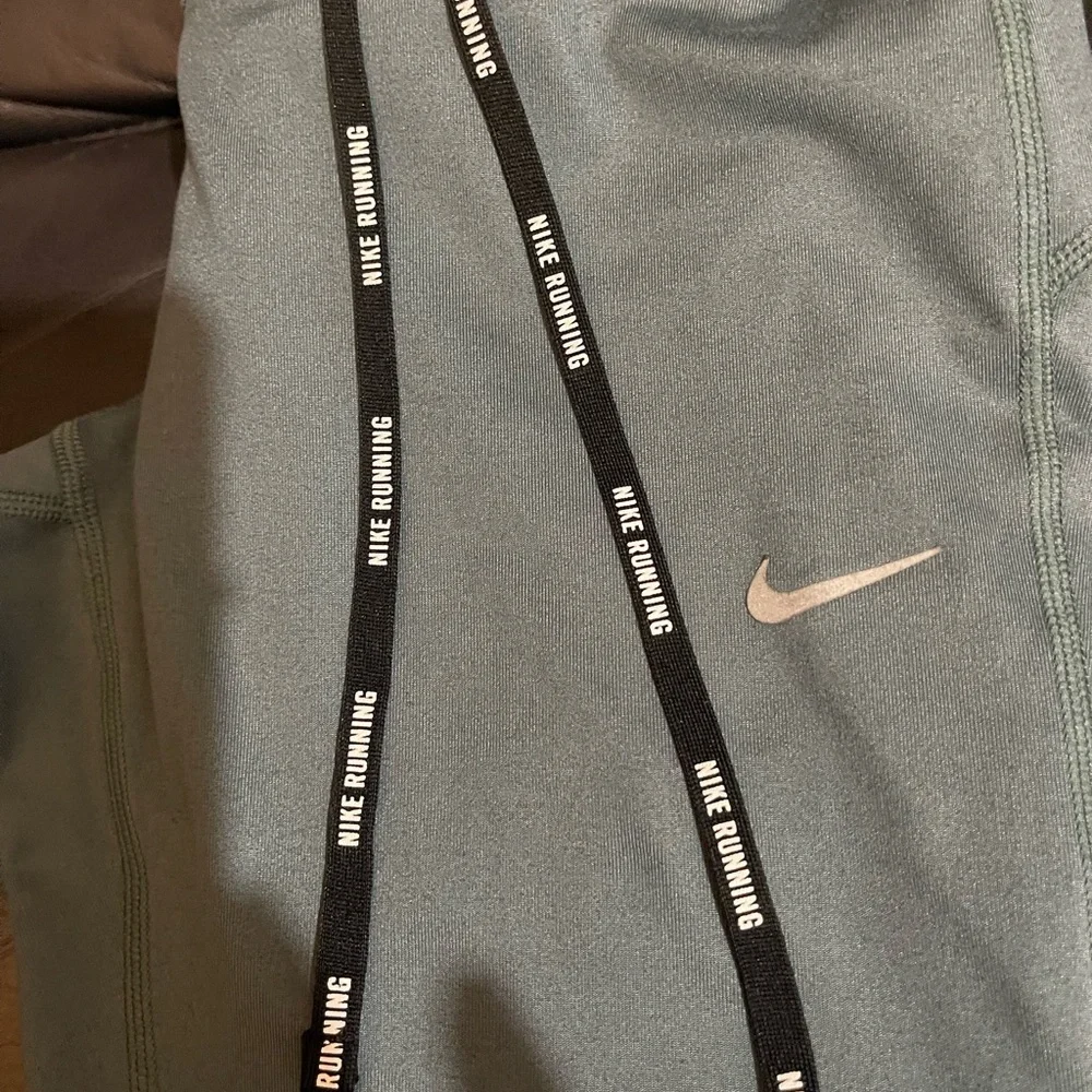 Nike Running greenish Teal SMALL, so soft , comfy cropped